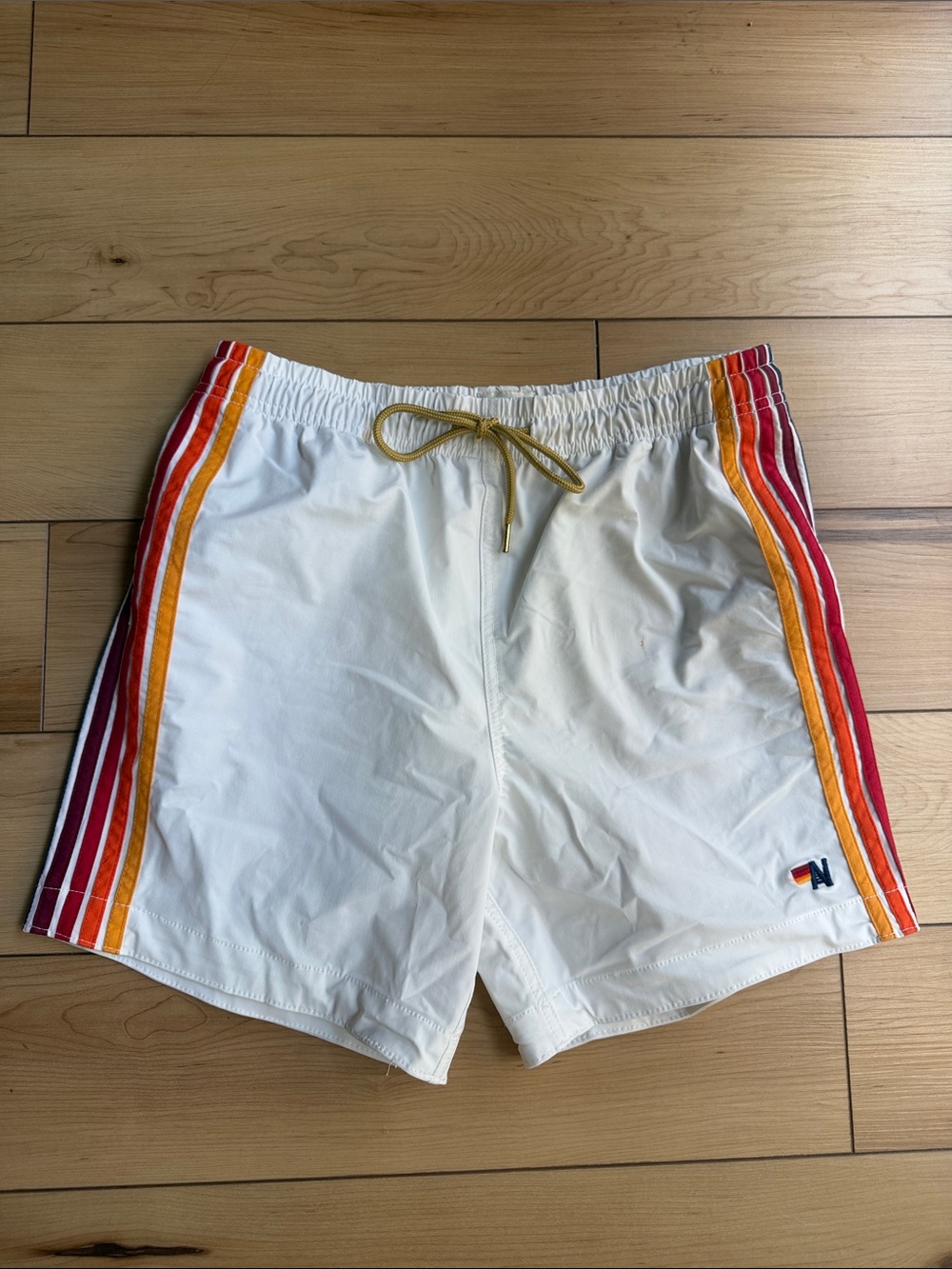 Aviator Nation White Board Shorts Size 29